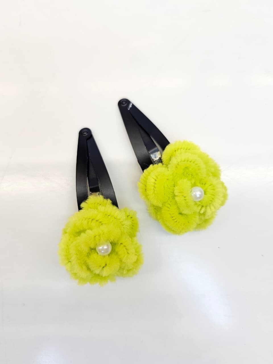 Lime Rose Tic-Tac Clips